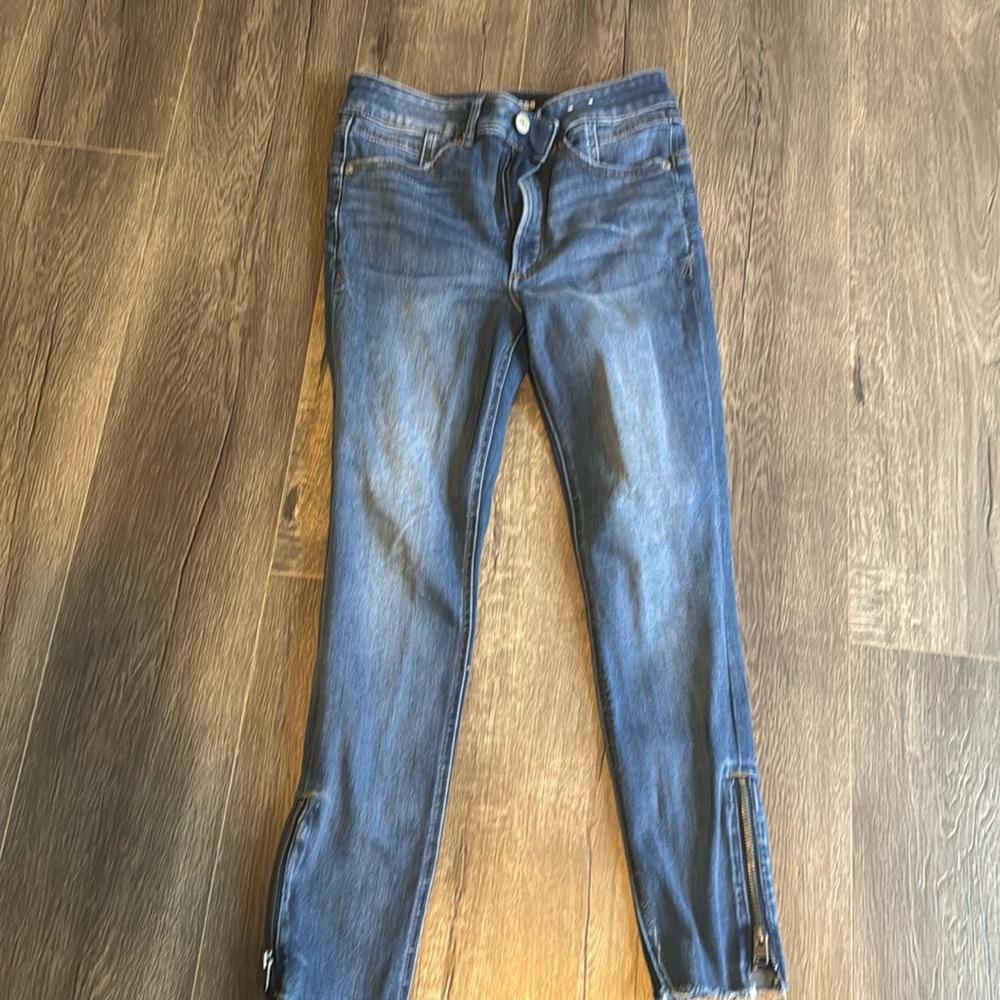Express denim perfect ankle legging jean size 4 short